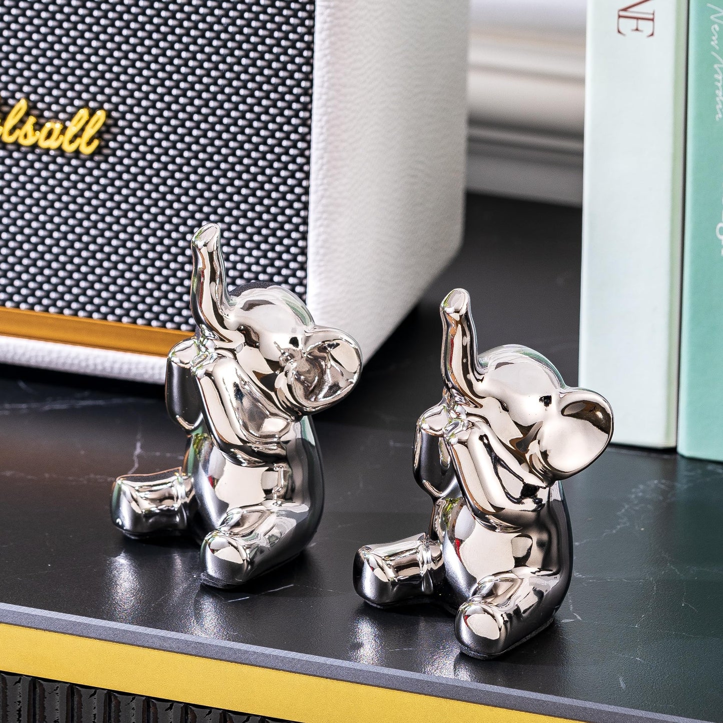 SURE YUESI Pair of Small Silver Elephant Figurines, Modern Boho Decorative Statues, Lucky Elephant Home Decor for Living Room, Bedroom, Office Desk & Shelf