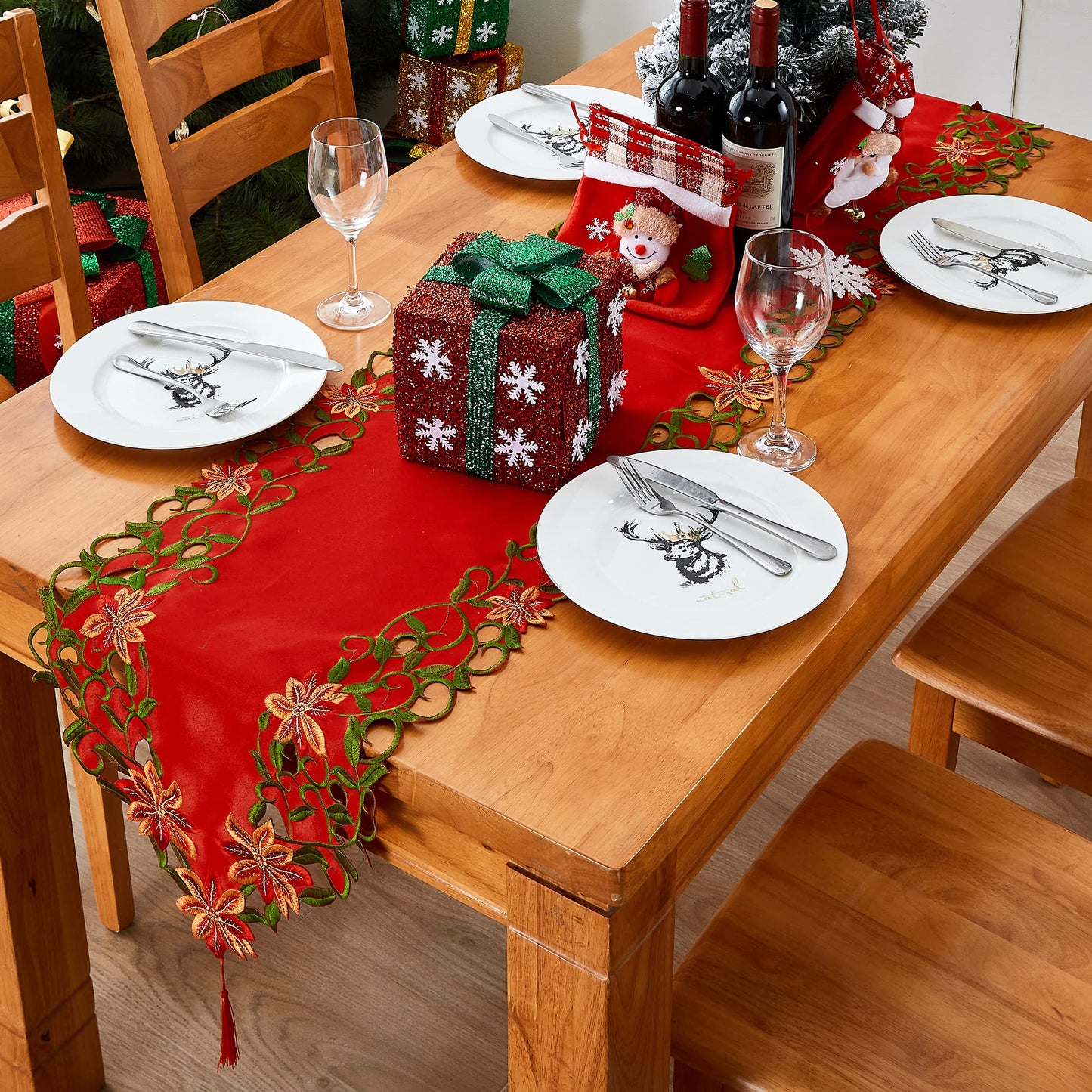 AMARED Christmas Embroidered Table Runner Cutwork Green Leaves Holiday Table Linens for Christmas Decorations 15x69 Inch