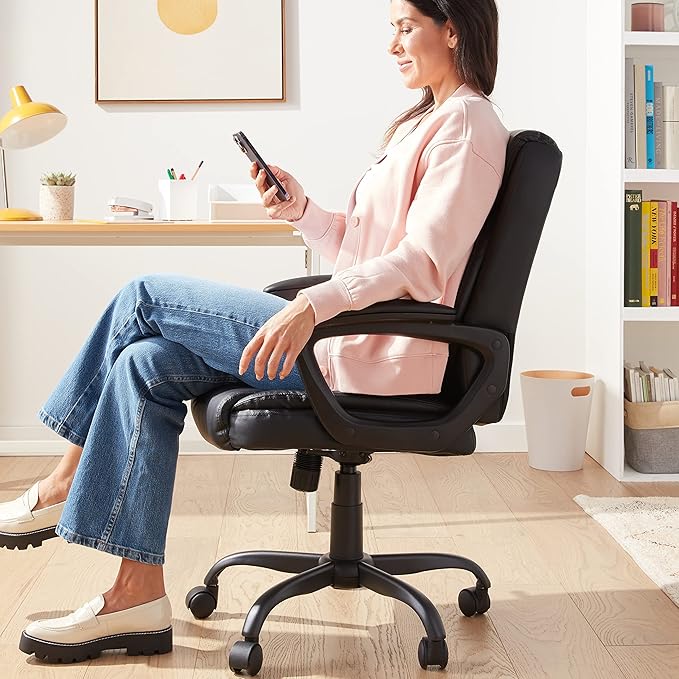 Amazon Basics Classic Puresoft PU Padded Mid-Back Office Desk Chair