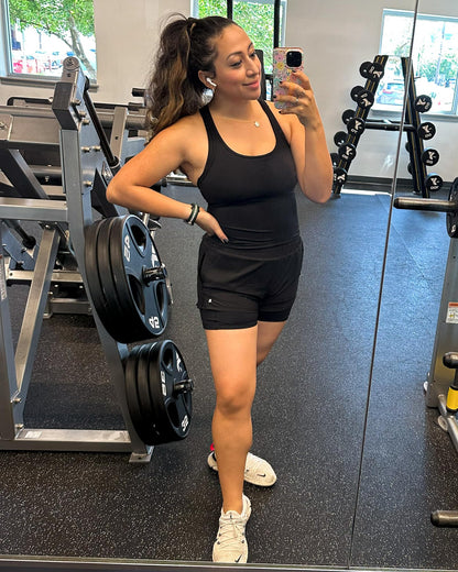 Stelle Women 2 in 1 Running Shorts High Waisted Athletic Shorts Gym Workout Shorts with Liner Zipper Pockets (Black, M)