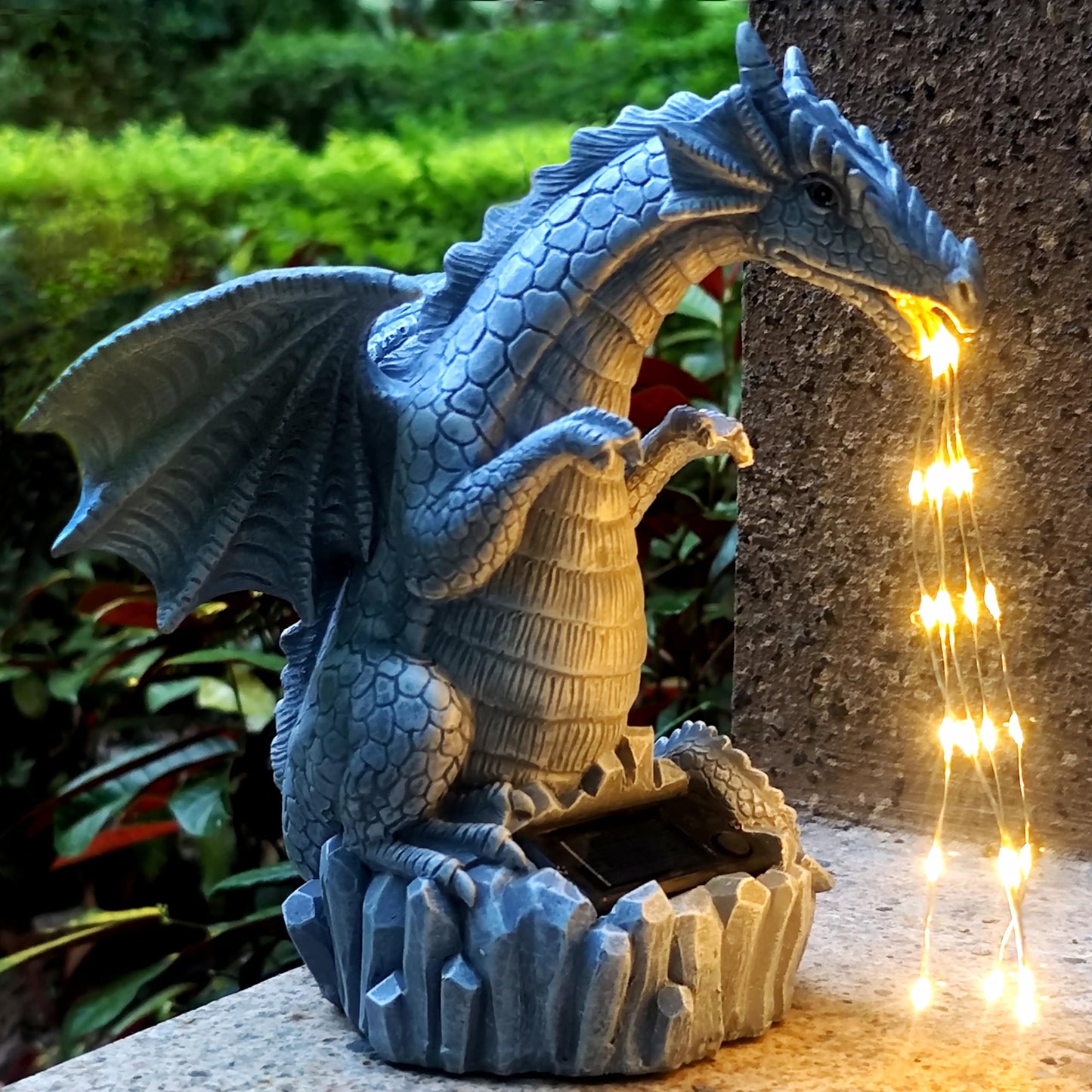 RCTTICUU Solar Dragon Garden Statues Outdoor Lights Watering Decor, Resin Dragon Figurine with 30 LED String Lights Lawn Patio Balcony Art Decoration,Housewarming, Birthday,Mothers Day Mom Gifts