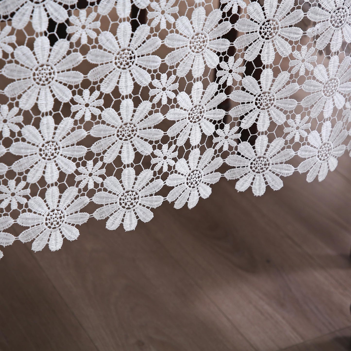 Crochet Tablecloth Farmhouse Lace Table Cloth Rustic Jacquard White Fabric Sheet Picnic TableCover Small for Round/Circular or Square Table Outdoor Holiday Wedding Birthday Party Fall/Winter/Christmas
