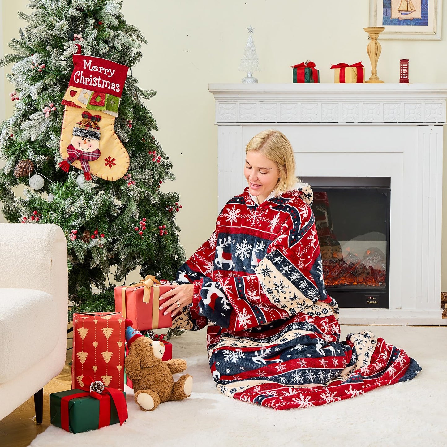 Moinlizy Wearable Blanket Hoodie, Long Thick Hooded Blanket Oversized for Adults Women Men with Pocket and Sleeves, Christmas Red Xmas Deer