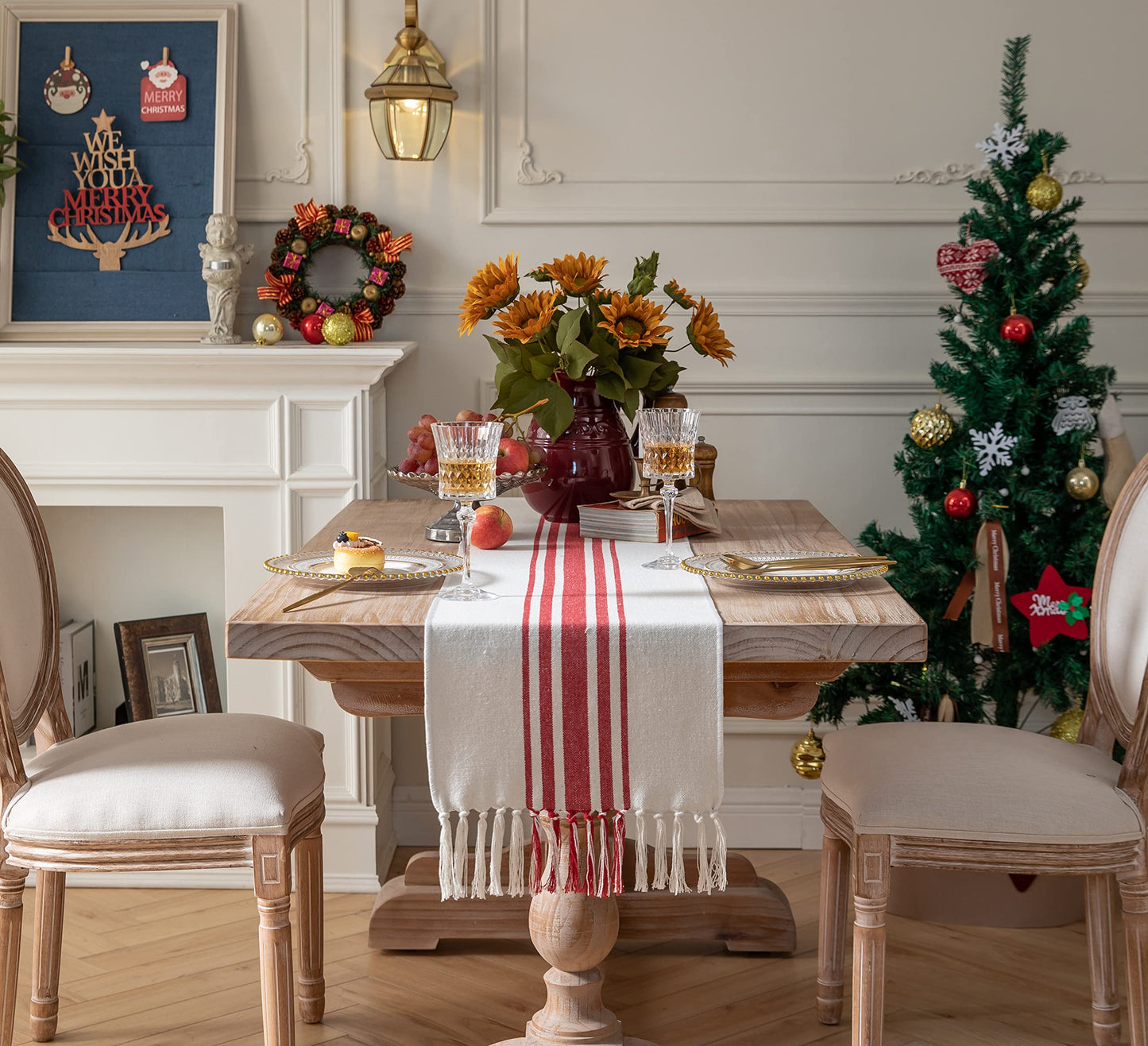 Christmas Table Runner 13 x 72 Inch for Dining Table, Boho décor Coffee Table Runner with Handcrafted Tassels, red and Beige Stripe Table Runner for Holiday, Winter