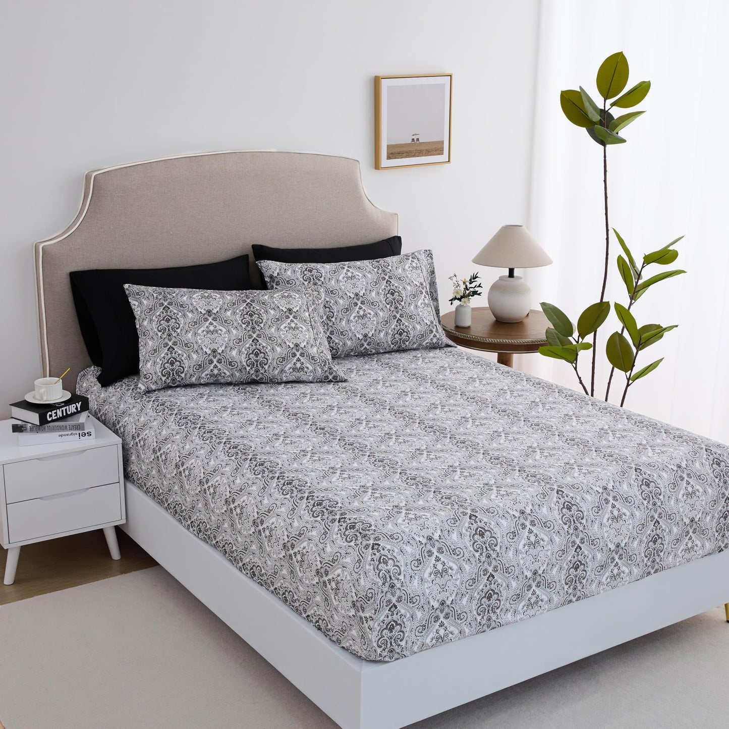 Spirit Linen home 6-Piece Queen Size Bed Sheet Set - Deep Pocket, Paisley Pattern, Soft and Breathable Bed Sheets, Microfiber Material, Includes 1 Fitted, 1 Flat, 4 Pillowcases - Black Paisley Design