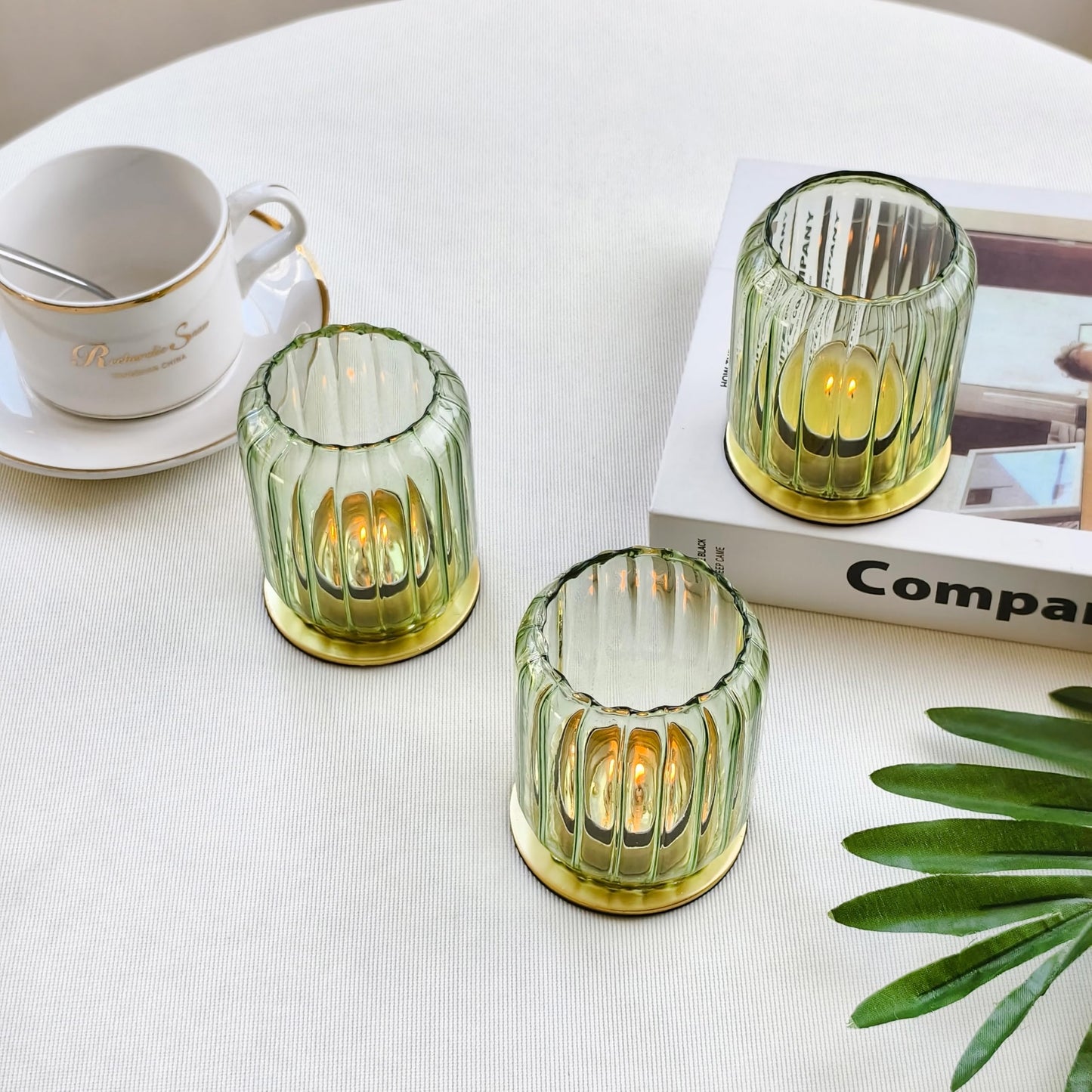 Vixdonos Glass Hurricane Tealight Candle Holder with Metal Candle Stand,Set of 3 Modern Windproof Votive Candle Holders for Wedding Party Table Centerpiece Outdoor,Green