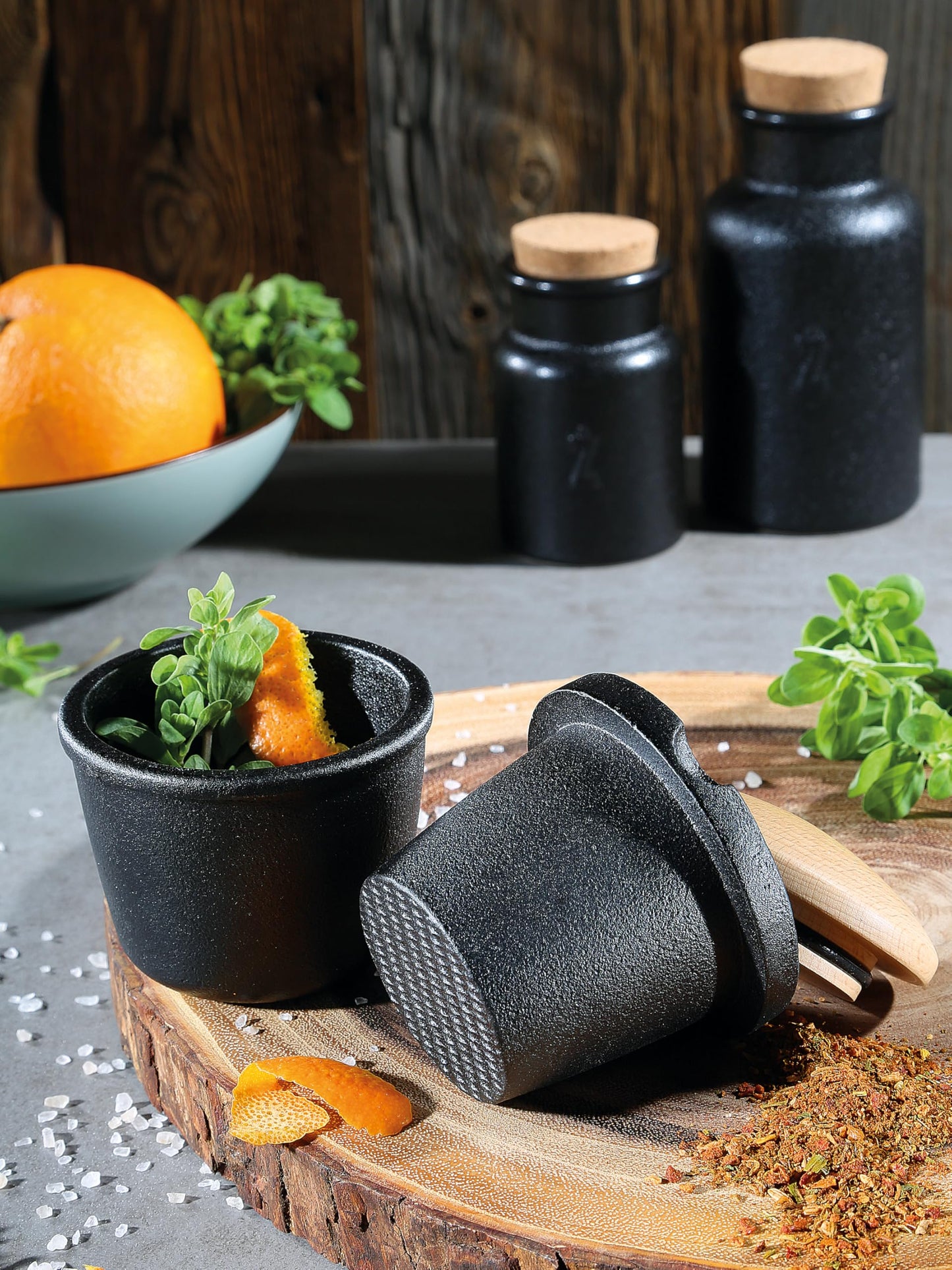 Zassenhaus Cast Iron Spice Grinder Set with Beech Wood Lid, Spice Mill, Herb and Seed Grinder, 3 Inches (Black)