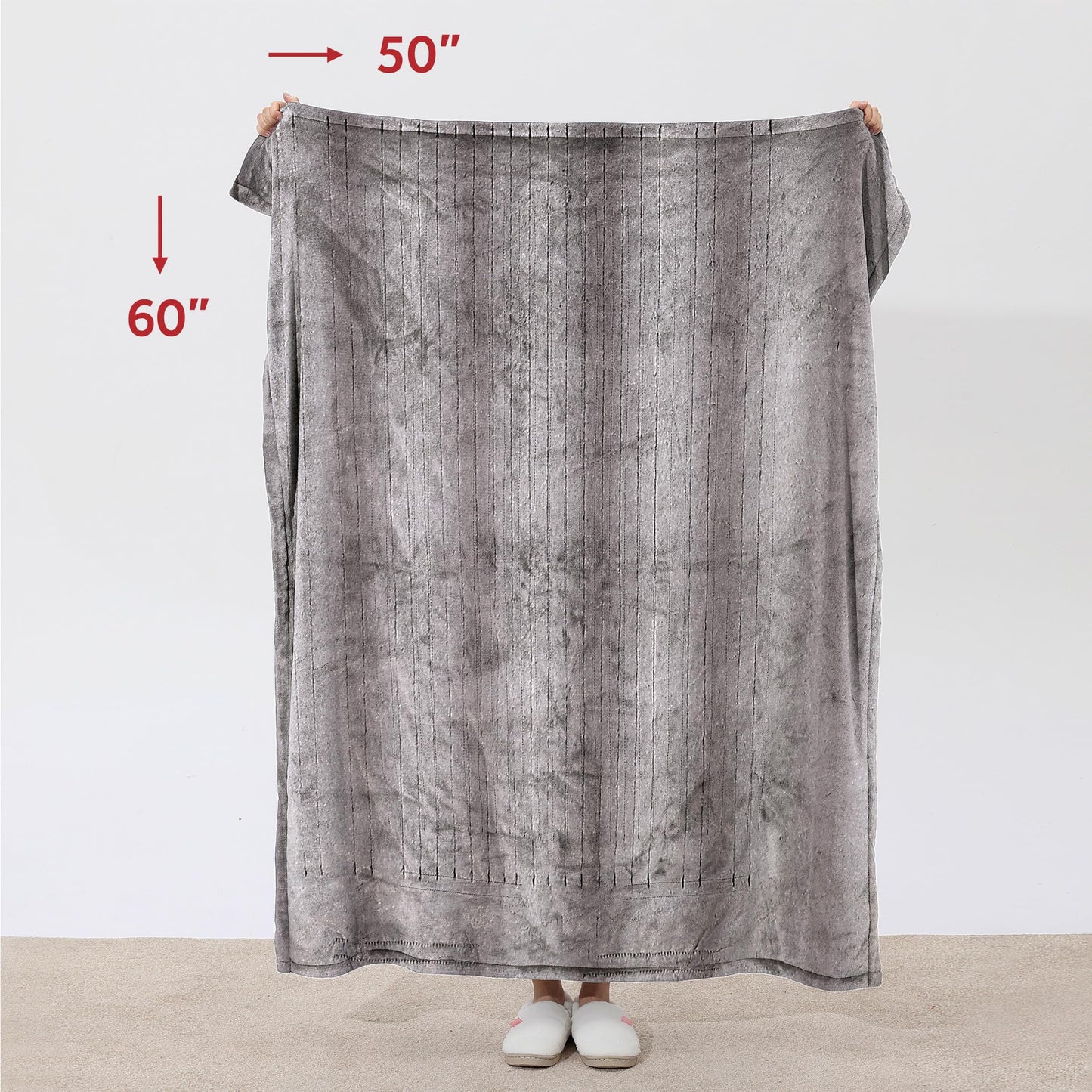 Sunbeam Electric Throw Royal Faux Fur Heated Blanket, 4 Heat Settings, 4-Hour Auto Shut-Off, Fast Heating, Rich and Ultra Silky, White/Grey Color, 50" x 60"