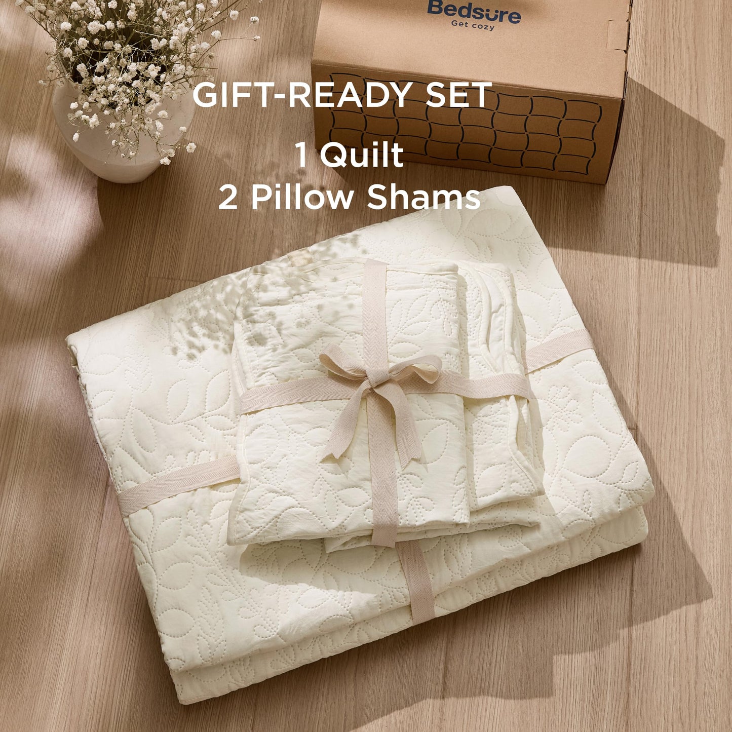 Bedsure Quilts Queen Size - Ultra Soft Pre-Washed Cloud-Like Bedding, All-Season Lightweight Comforter for Country Bedroom, Leaf Design Coverlet in Cream Yellow, 90 x 96 Inches