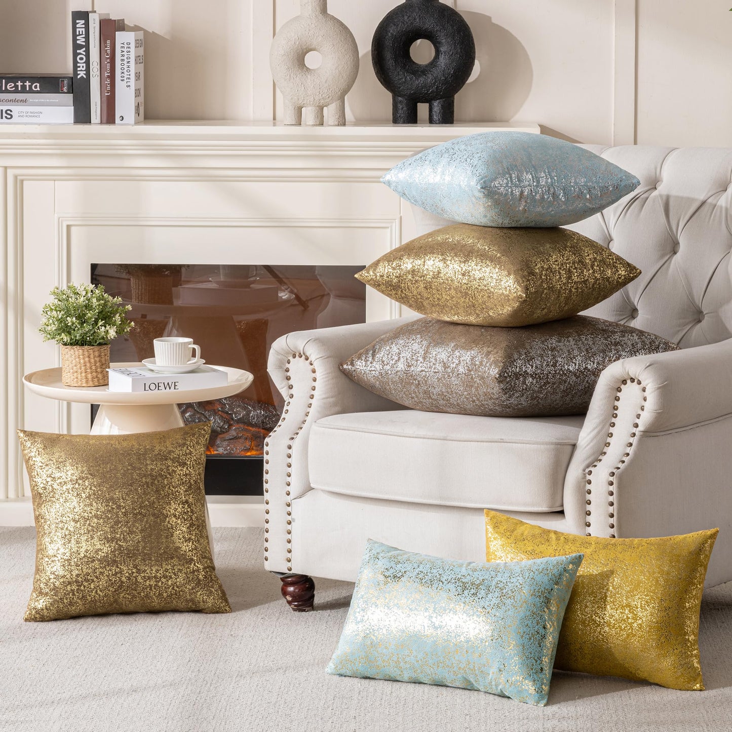 JELLYMONI Sparkling Decorative Pillow Covers Set of 2, Gold Glitter Throw Pillows Cover 22 x 22 Inch for Living Room Bed Sofa Couch, Morden Home Luxury Decor(22x22in,Gold Brown)