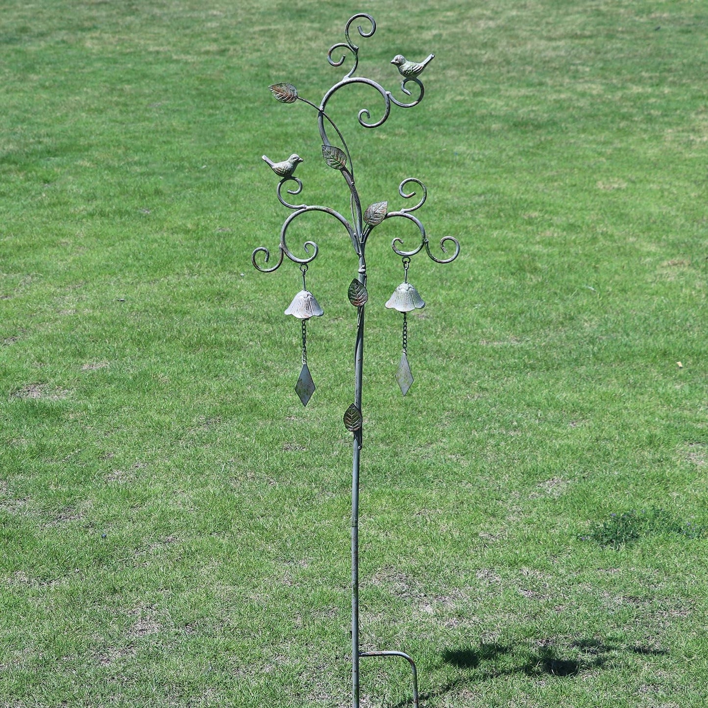 Decorative Garden Stakes for Outside,Metal Outdoor Garden Decor with Bells