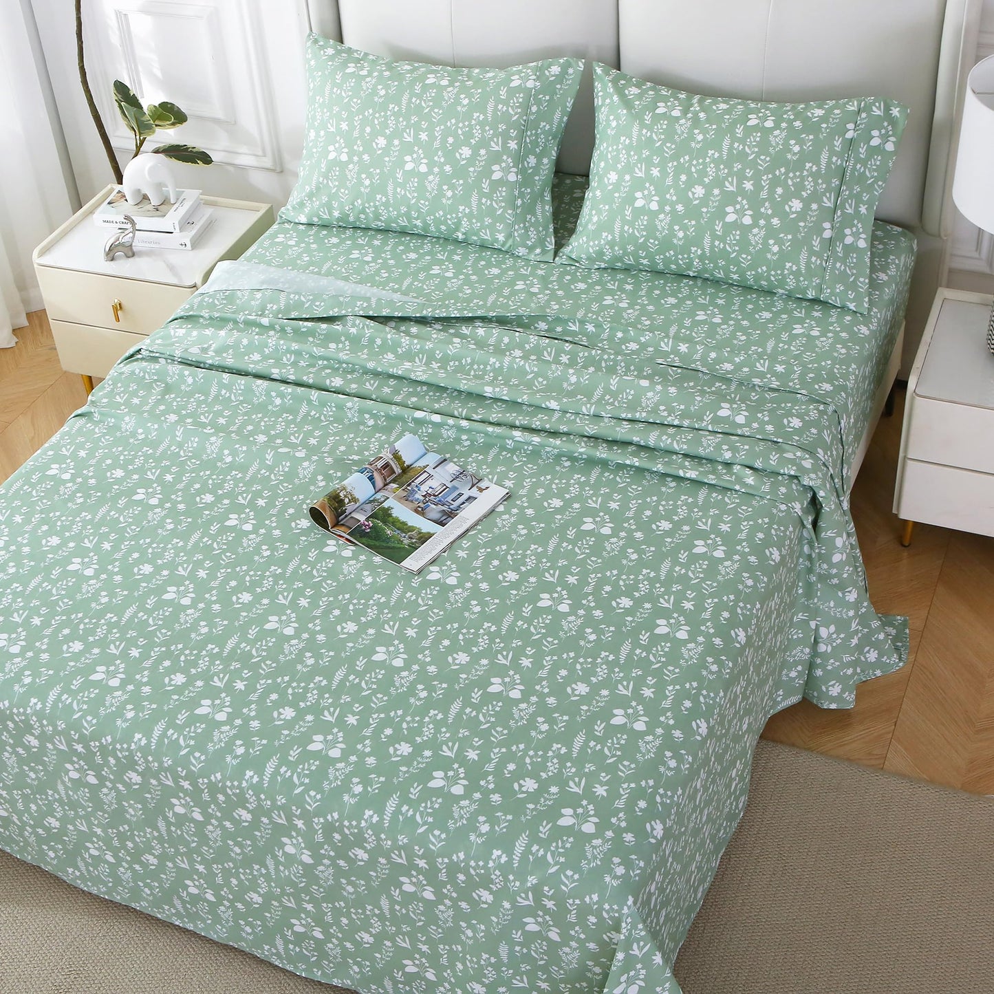 Viviland Sage Green Queen Sheet Set - 4 Piece Vintage Green Flower Patterned Bed Sheets - Soft, Breathable Microfiber Floral Sheets with Deep Pocket, Non-Slip Fitted Sheets & Pillowcases