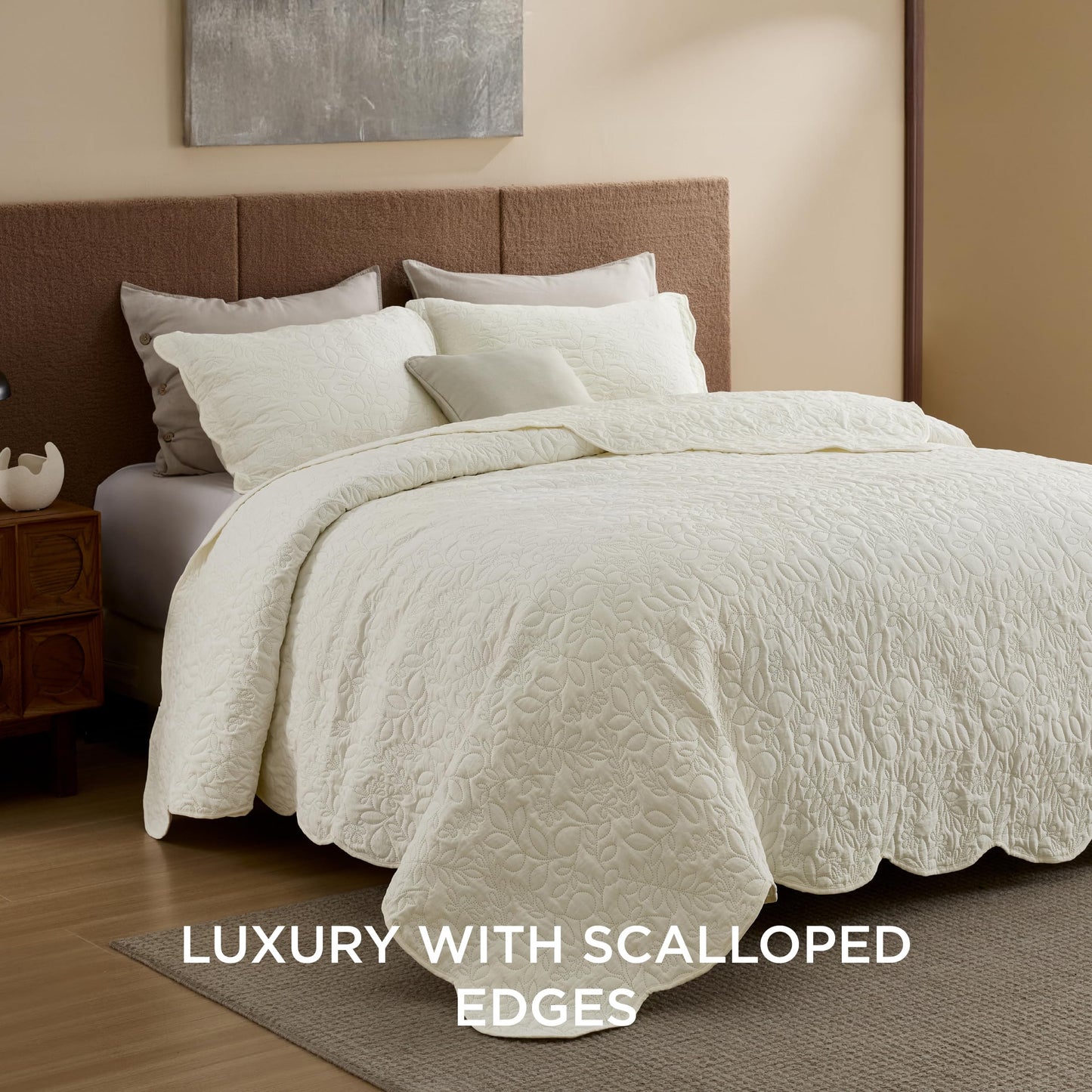 Bedsure Quilts Queen Size - Ultra Soft Pre-Washed Cloud-Like Bedding, All-Season Lightweight Comforter for Country Bedroom, Leaf Design Coverlet in Cream Yellow, 90 x 96 Inches