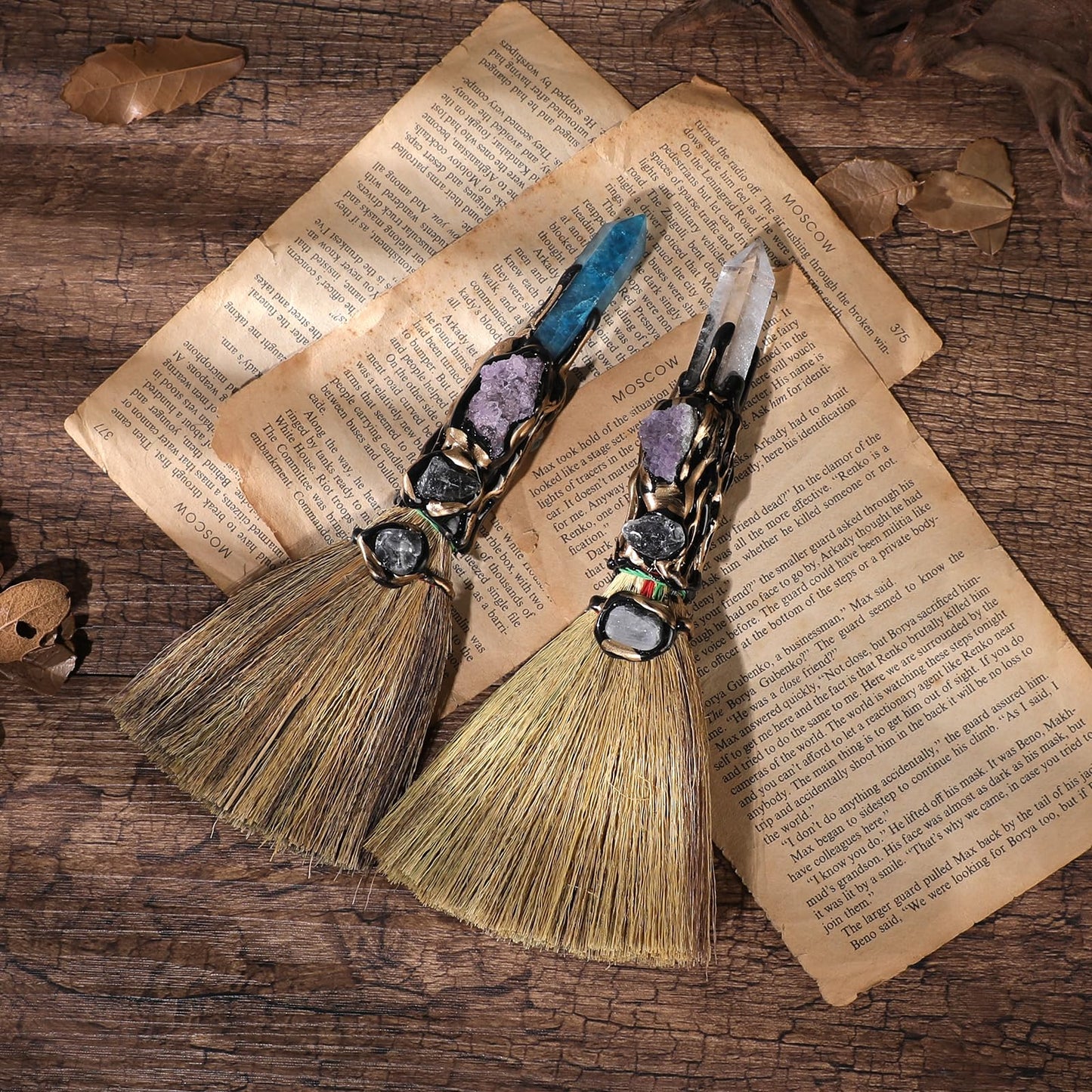 RENEMEGO Crystal Witch Altar Broom - Witchcraft Supplies with Blue Apatite Wiccan Stuff Fairy Magic Broomstick with Natural Healing Crystals Hexagonal Points Pagan Fengshui Reiki Energy Clearing Gift