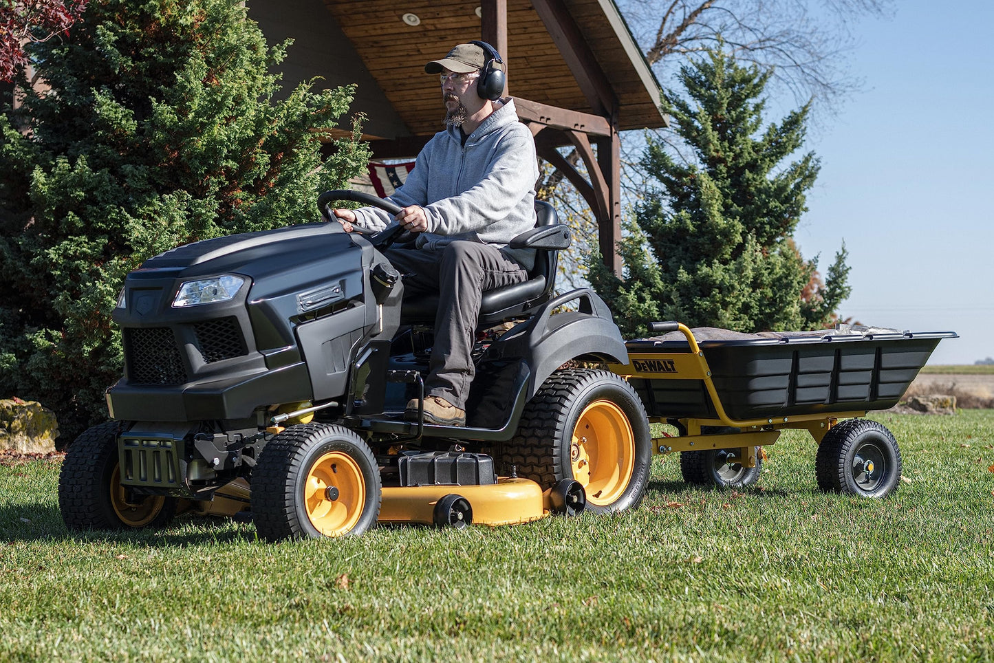 DEWALT Swivel/Dump Cart - Convertible to Tow/Wheelbarrow