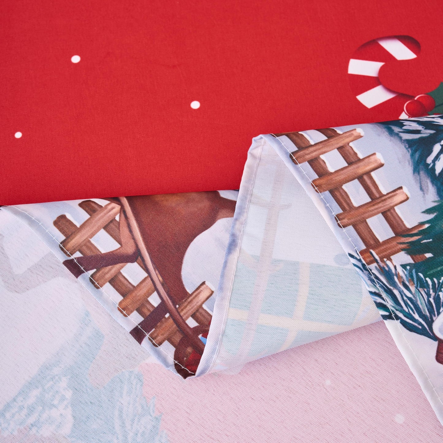 Christmas Tablecloths Rectanglar Winter Snowman Farmhouse Christmas Tree Table Cloth- 60 x 84 Oblong Polyester Red Xmas Table Cover Washable Waterproof for Holiday Decoration Party Kitchen Dining