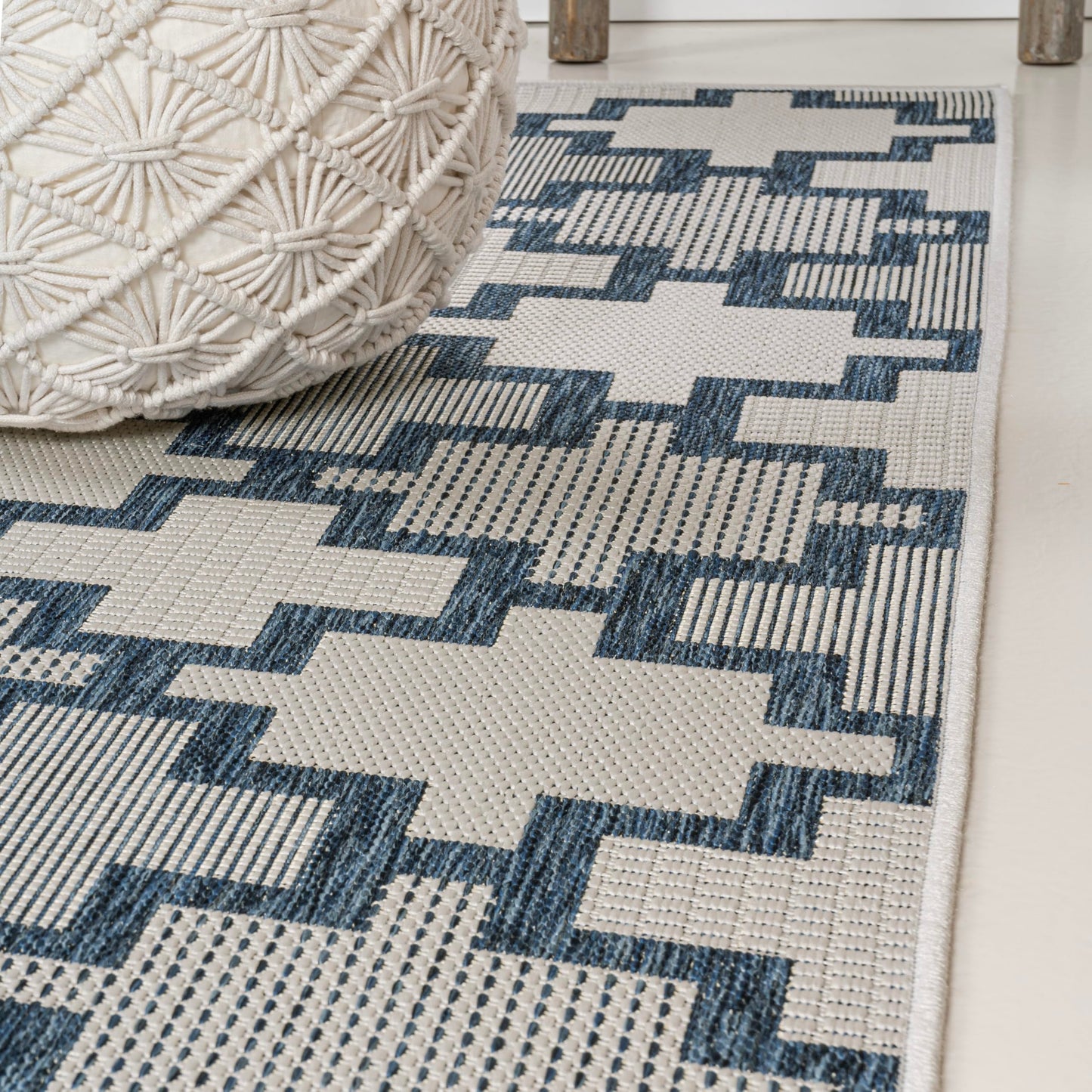 JONATHAN Y Geometric Tile Pattern Indoor Outdoor Area Rug 8X10 Navy/Cream, Cyrus Modern for Backyard, Patio, Porch, Easy-Cleaning, High Traffic, Pet-Friendly, Non-Shedding (TSN200B-8)