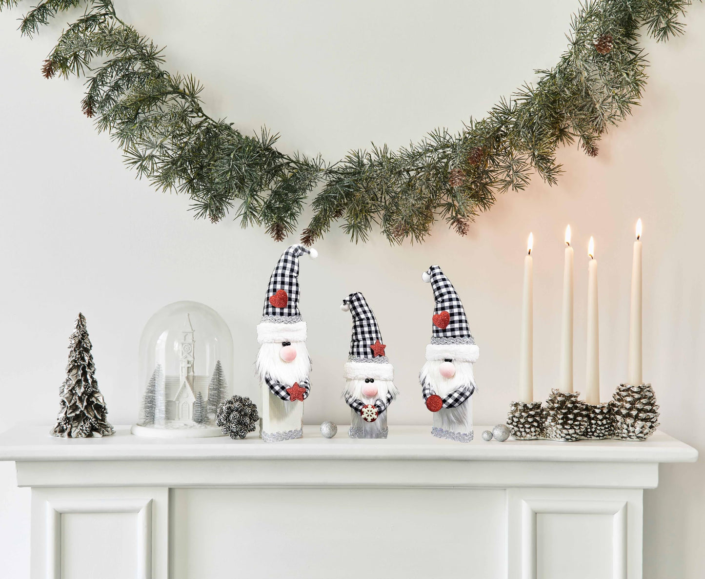 CYNOSA 3Pcs Cute Christmas Gnomes Table Signs Christmas Decorations for Home Winter Rustic Gnomes Tabletop Centerpieces Block Signs for Xmas Holiday Party Indoor Home Decor