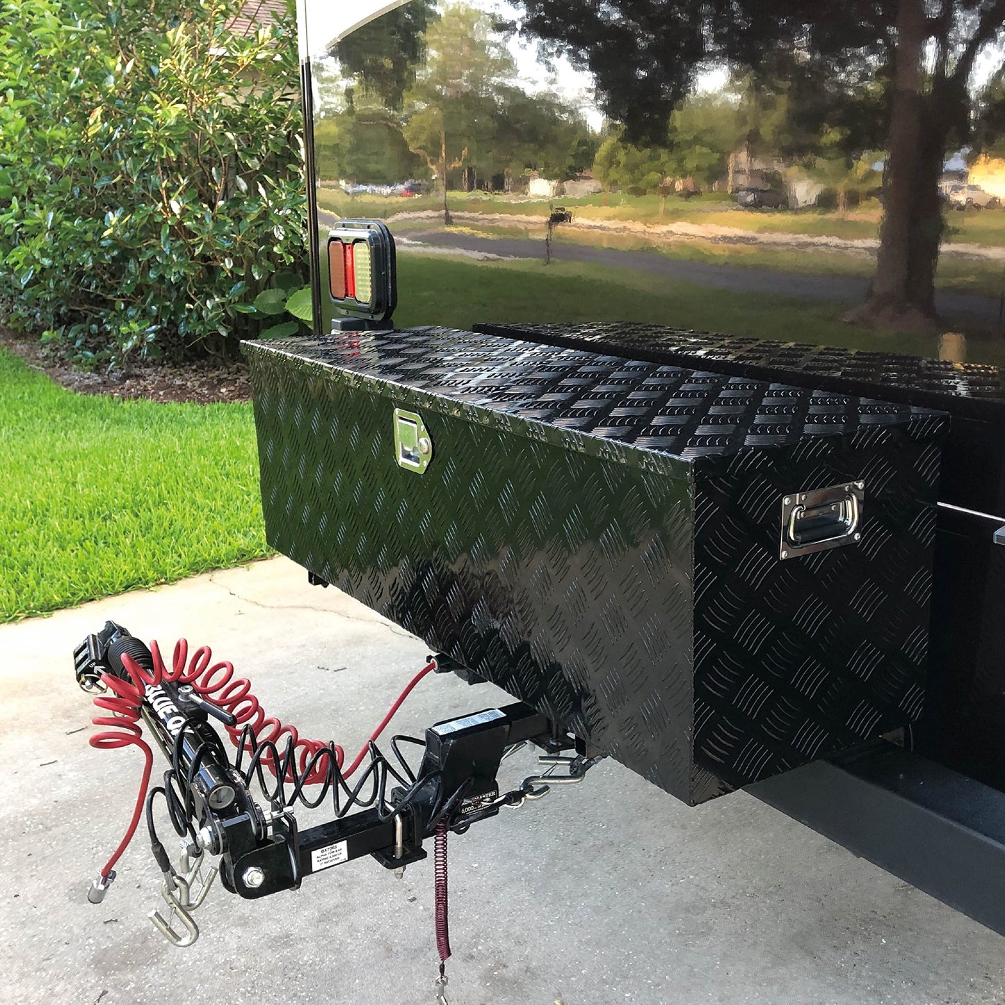 FGJQEFG 30 Inch Truck Bed Tool Box Truck Car Outdoor Trailer Pickup Underbody Toolbox, RV Storage Organizer, Underbed Tools Organizer W/Lock & Keys, Black Aluminum 5 Bar Tread (30''X13''X10'')