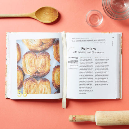 100 Cookies: The Baking Book for Every Kitchen, with Classic Cookies, Novel Treats, Brownies, Bars, and More (100 Baking Recipes for Every Kitchen)