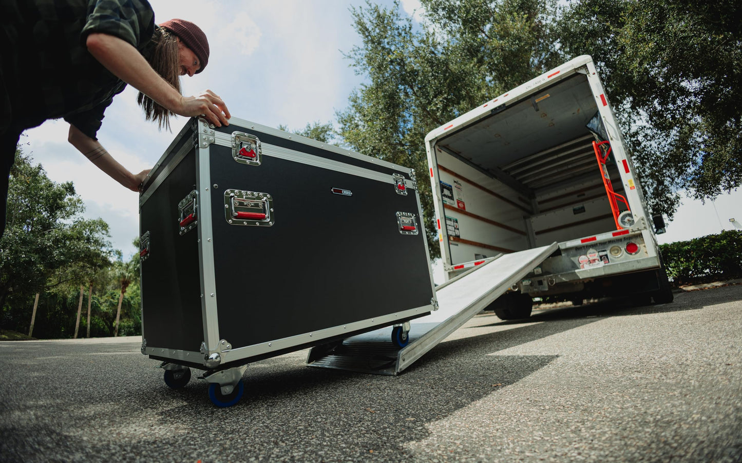 Gator Cases G-TOUR Series Equipment Storage Case/Cable Trunk with Heavy Duty Casters, Truck Pack Size; 45" x 30" x 30" (G-TOURTRK4530HS)