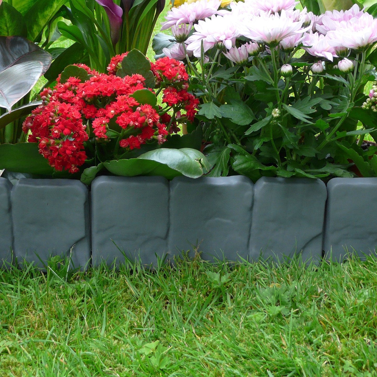 5M Grey Stone Effect Lawn Edging – Pack of 20 No-Dig ABS Garden Border Edging, Interlocking Cobblestone Edge for Flower Beds, Path & Lawn Borders | Pukkr