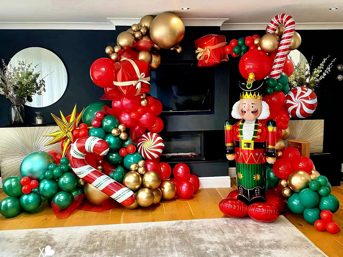 Lukiituke Christmas Balloons, Red and Green Balloons, 75Pcs 12in and 5in Red Green and Gold Latex Balloons for Birthday, Christmas Eve, New Years Party Decorations