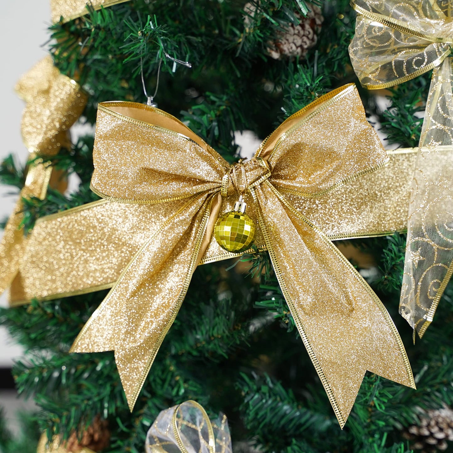MEEDEE White and Gold Ribbon for Christmas Tree 2.5 Inch 6 Rolls 36 Yards Christmas Ribbons Gold Ribbons for Christmas Tree Decoration Garland Wire Mesh Ribbon for Wreaths
