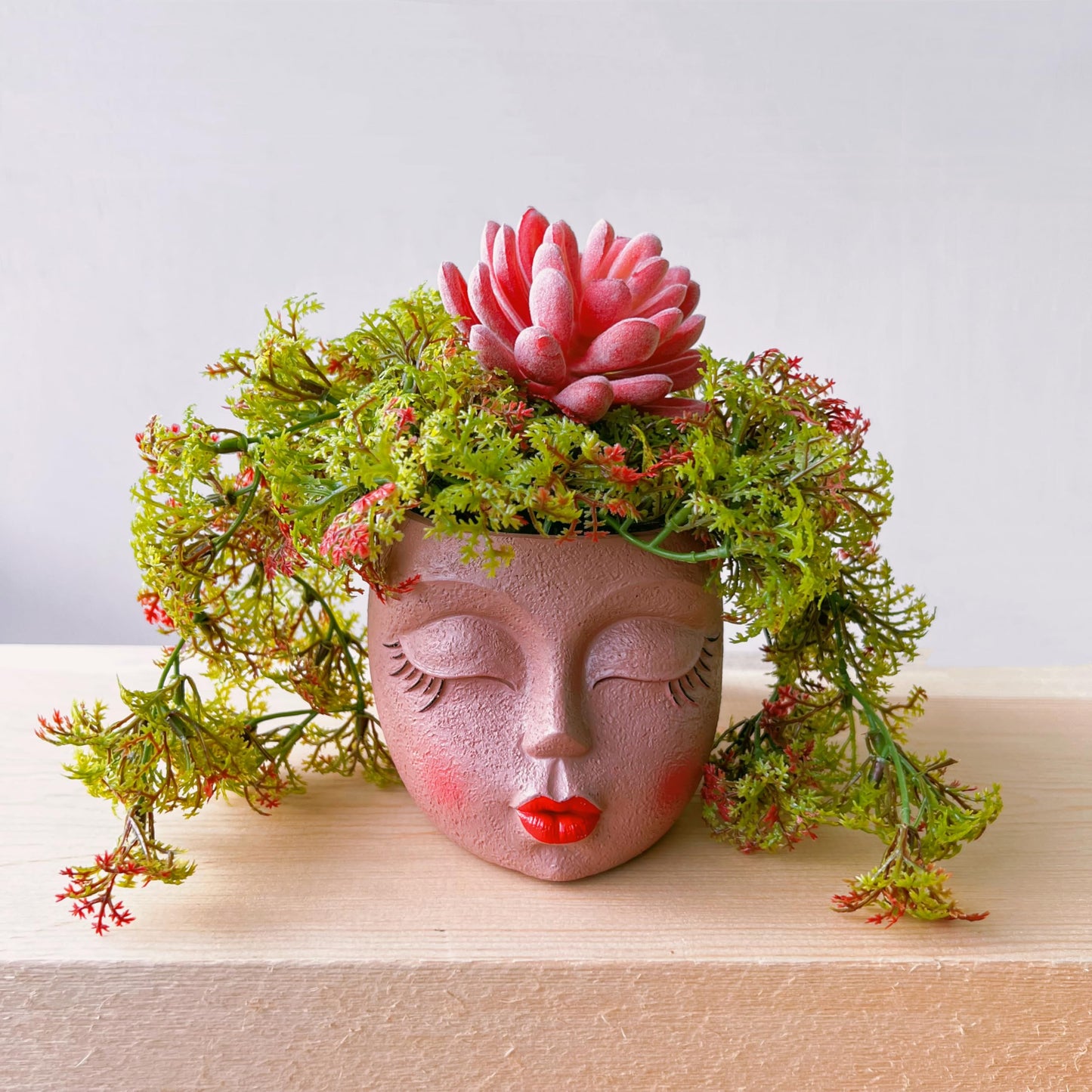 EylbKey Handcrafted Head Planter Pot Lady Face Planters Cute Flower Pot for Succulent Funny Resin Head Face Planter with Drainage Lightweight Brown 1Pack