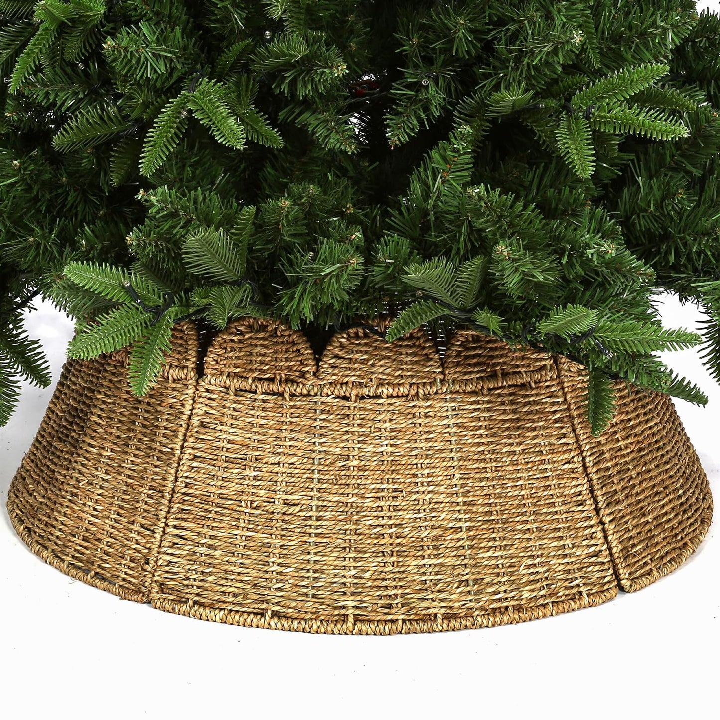 Joyhalo Christmas Tree Collar, 27.5in Wicker Tree Skirt Collar for 7.5 ft Tree, Rustic Handcrafted Woven Tree Collar for Pencil Tree, Xmas Basket Tree Collar, Farmhouse Rattan Tree Base Collar Cover