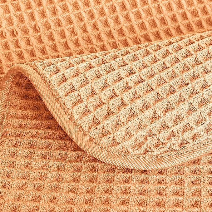 POLYTE 430 GSM Microfiber Lint Free Washcloth Face Towel, 13 x 13 in, 4 Pack