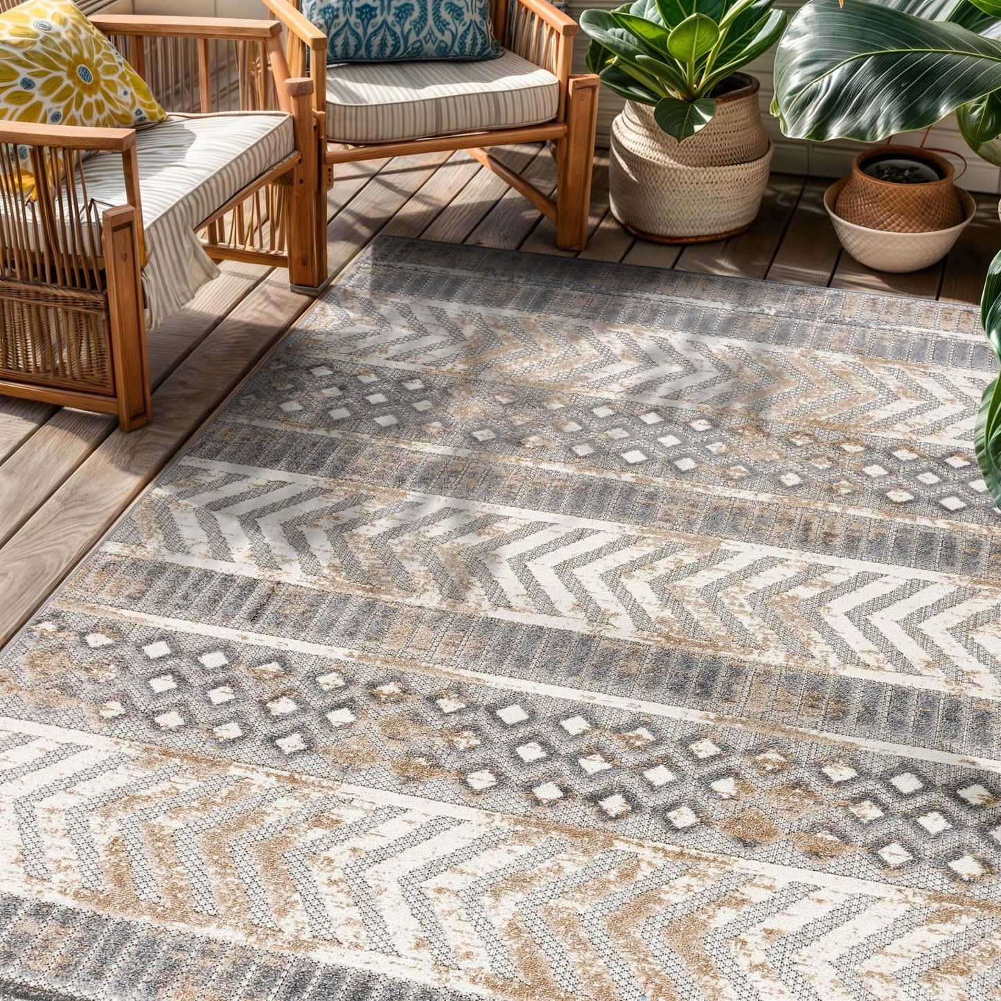 Rugshop Distressed Geometric Indoor/Outdoor Beige Area Rug Modern Tribal Stripe, Durable Stain Resistant Perfect for Patio, Backyard, Deck and Outdoor Lounge 5' x 7'