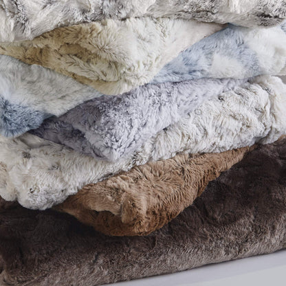 Beautyrest Zuri Reversible Faux Fur to Mink Electric Blanket, Auto Shut Off, Virtually Zero EMF, Multi Heat Setting, UL Certified, Machine Washable, Natural Marble Throw 50x70