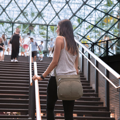 Travelon Anti-theft Classic N/S Crossbody Cross Body Bag, Brown, One Size, Travelon Anti-theft Classic N/S Crossbody