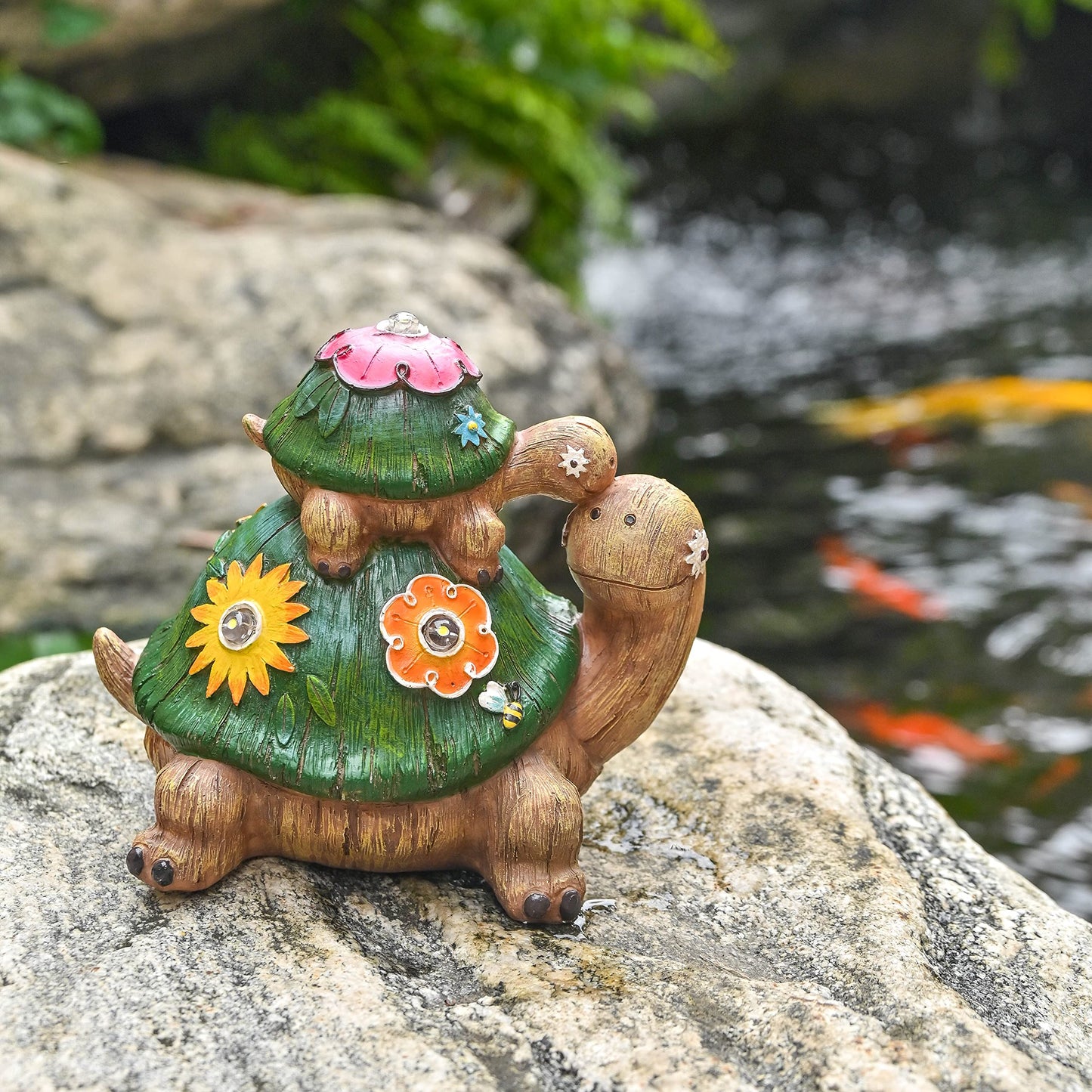 TERESA'S COLLECTIONS Garden Decor, Turtles Garden Decor, Family Tortoises with Solar Light, Waterproof Resin Garden Statue, Turtles Gifts Birthday Gifts for Women Mom