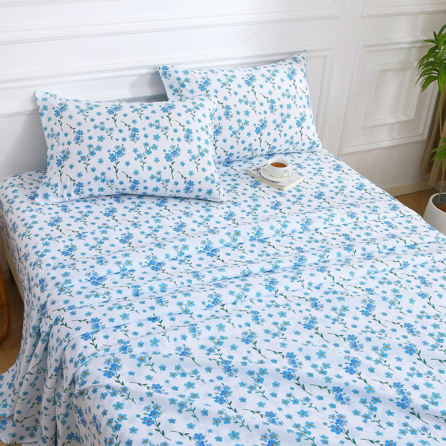 Viviland Floral Queen Sheet Set - 4 Piece Country Fresh Blue Flower Patterned Bed Sheets - Soft, Breathable Microfiber Sheets with Deep Pocket, Non-Slip Fitted Sheets & Pillowcases
