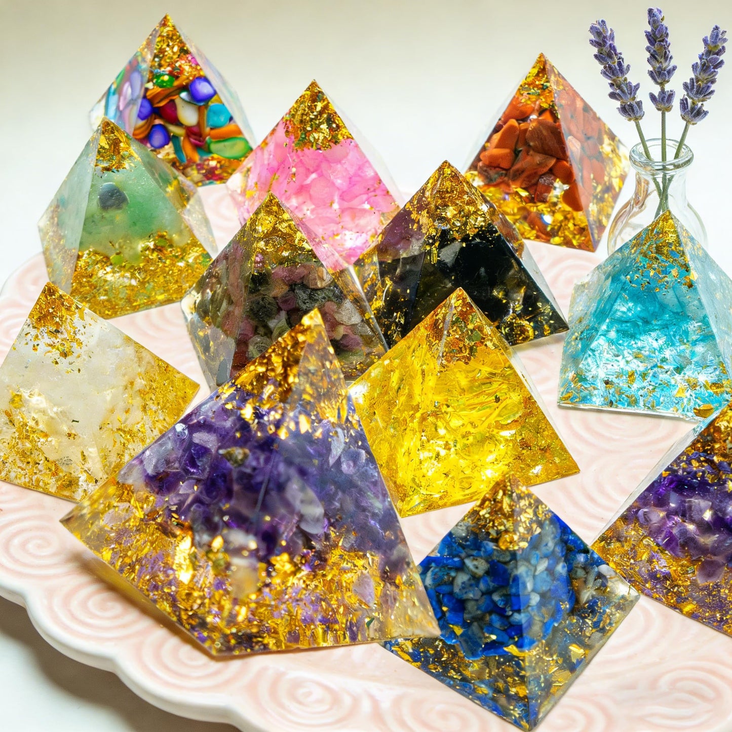 AierCrystal (1.18inch-12pcs Natural Healing Crystal Pyramid Set —Feng Shui Home Decoration, Chakra Balancing Purification, Energy Healing Meditation Tool, Home Ornament(3cm Pyramid 12pcs Set)