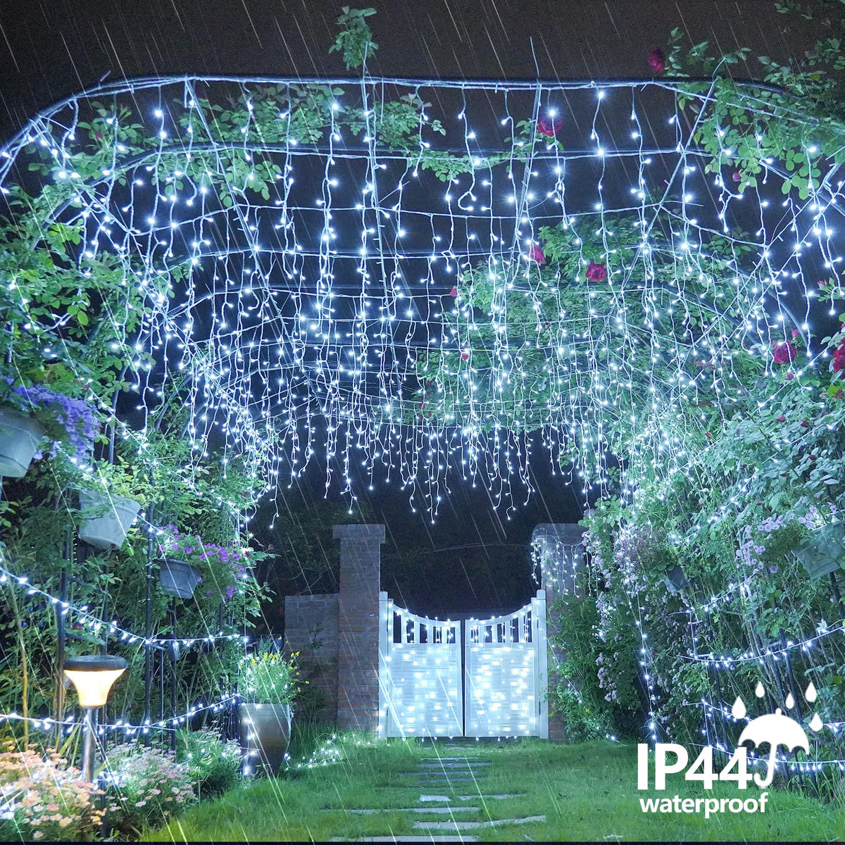QITONG Icicle Lights for Outside, 33ft 400 LED String Lights Plug in with 8 Modes, Connectable White Icicle Christmas Light Clear Wire Indoor