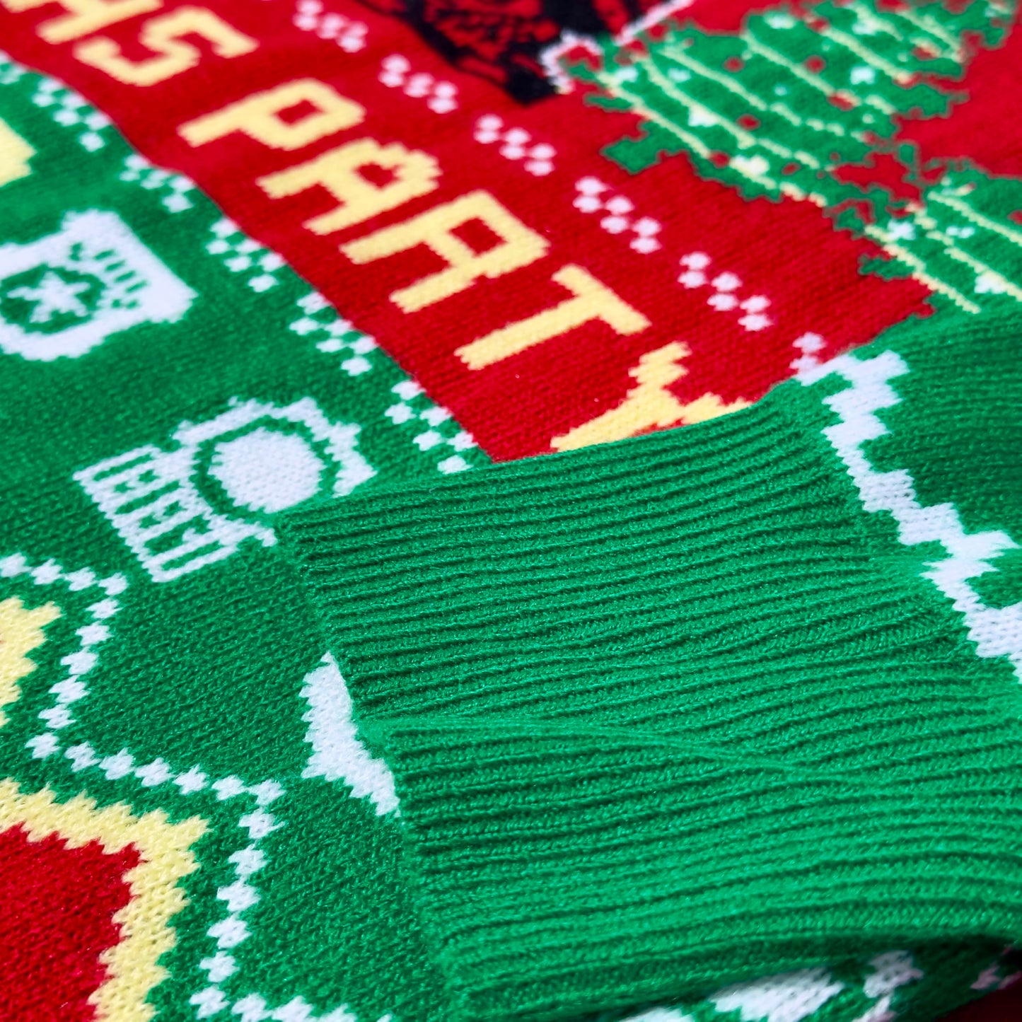 Ugly Christmas Sweater for Women 2025 - Ugly Knitted Sweaters for Men, Women - Xmas Movie Sweater - X-mas Knitted Sweatshirt - Gifts for Christmas (XL)