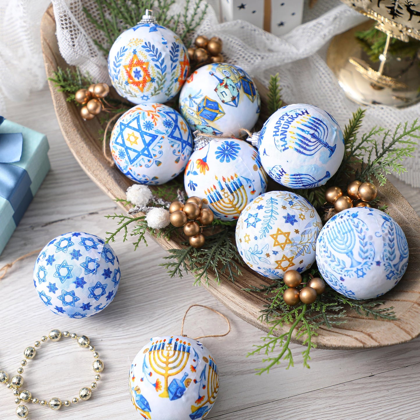 Outus 16 Pcs Hanukkah Ball Ornaments Hanukkah Hanging Ornament for Tree Blue and White Jewish Christmas Decorations for Tree Star of David Chanukah Party Decorations