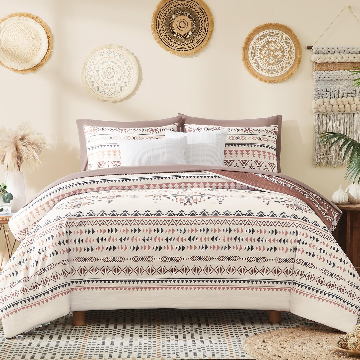 Geniospin Queen Comforter Set - 7 Pieces Reversible Bedding Set, Boho Bed in A Bag, Lightweight Soft Aztec Bedding, All Season Bed Comforter Set with Sheets, Pillowcases & Shams
