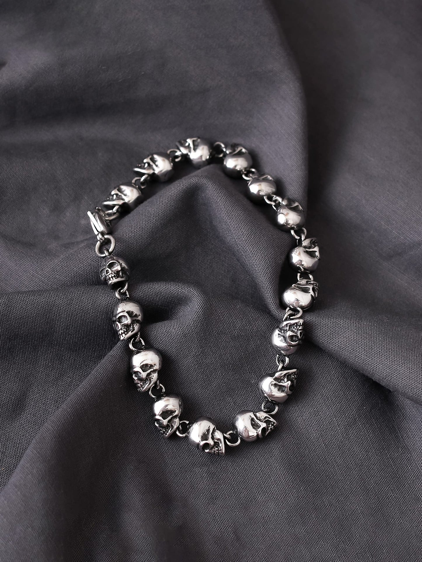 HAQUIL Stainless Steel Skull Bead Linked Bracelet for Men and Women, Skull Jewelry Gift (AD)