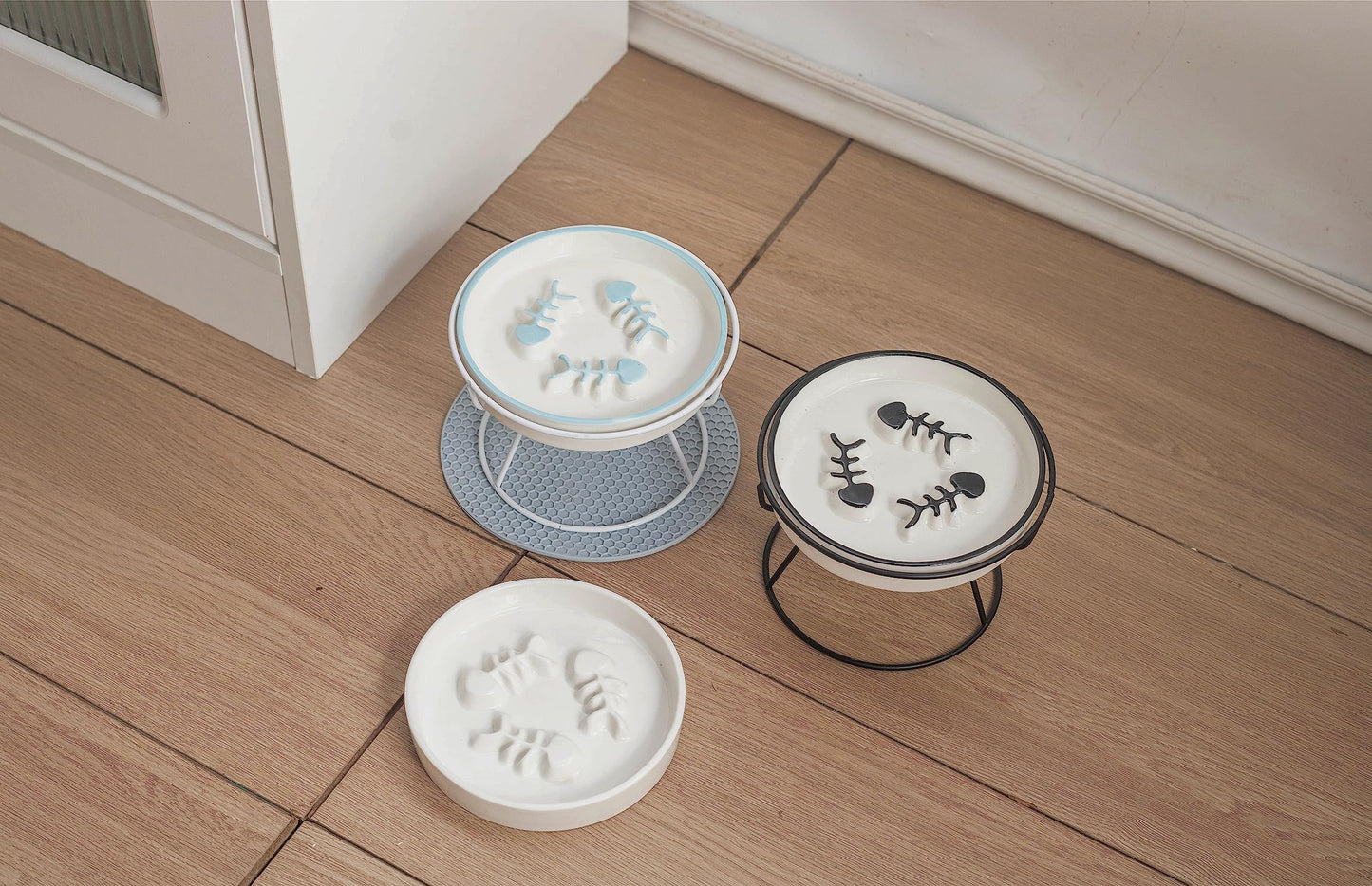 TRUNDISAN Upgrade Whisker-Fatigue-Free Cat Slow Feeder Bowl, Raised Cat Bowl Improved Design, Anti Vomit Promotes Digestion and Prevents Obesity, Durable and Slow Down Your Feline Friend Eating Speed