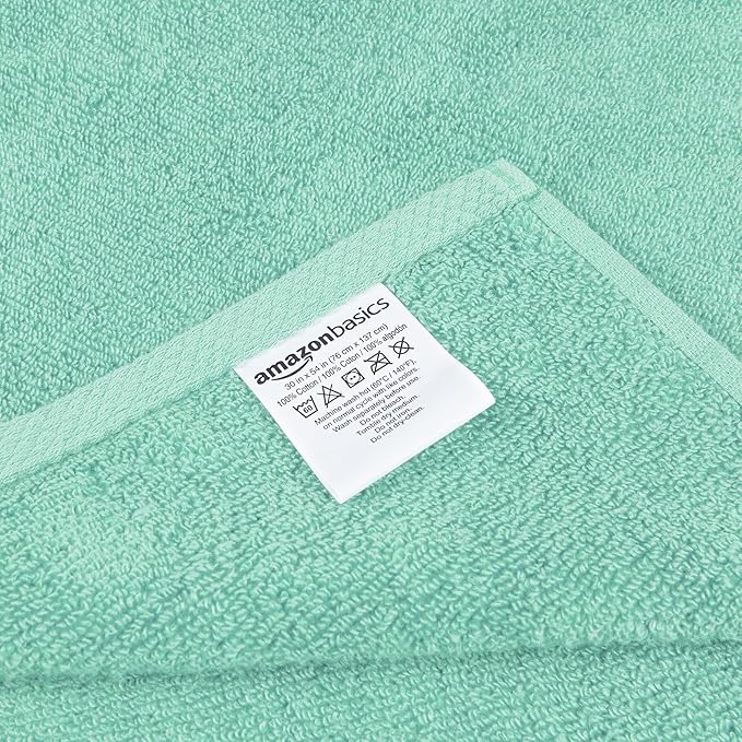 Amazon Basics 2-Pack Quick-Dry Lightweight Moisture Absorbing Bath Towel