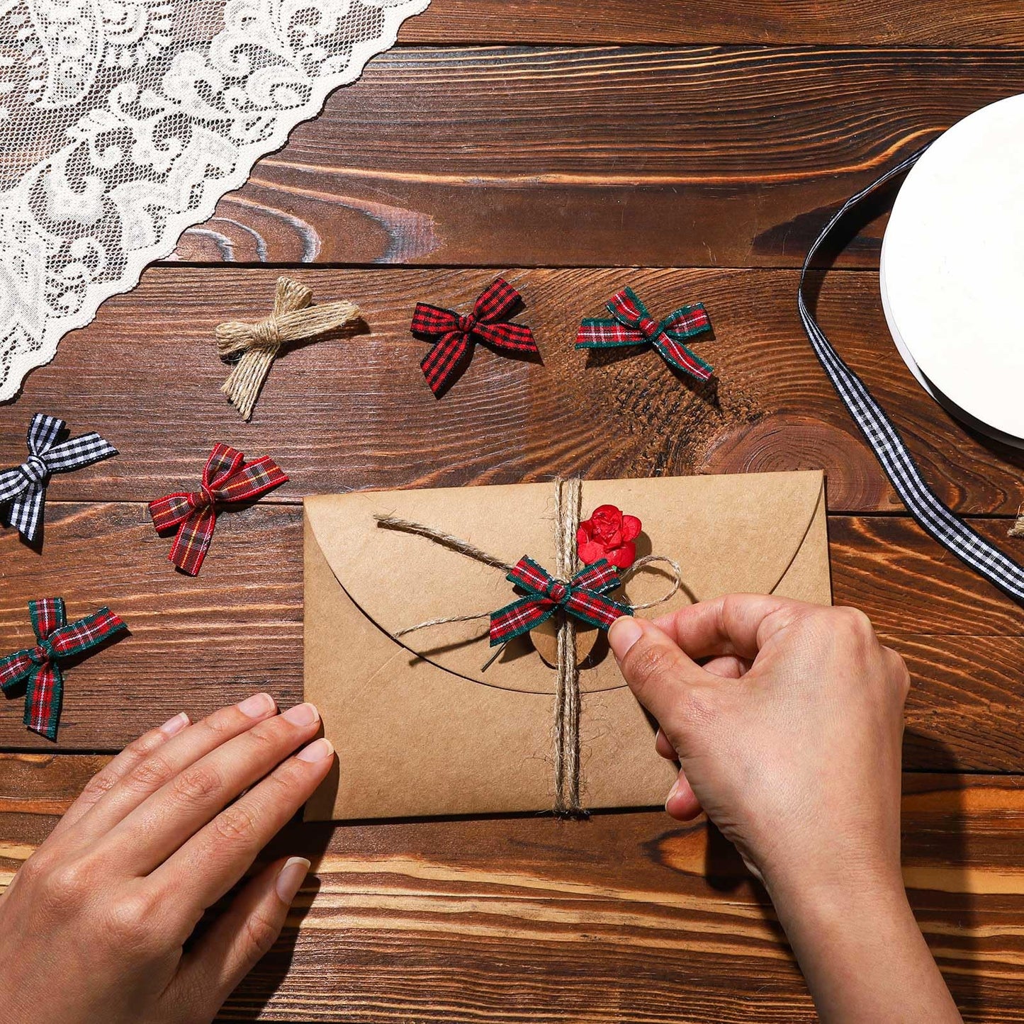 YGDZ Mini Christmas Bows, 50PCS Burlap Bow Buffalo Plaid Bows for Craft, Small Bows for Christmas Tree Decor, Tiny Ribbon Bows for Gift Wrapping