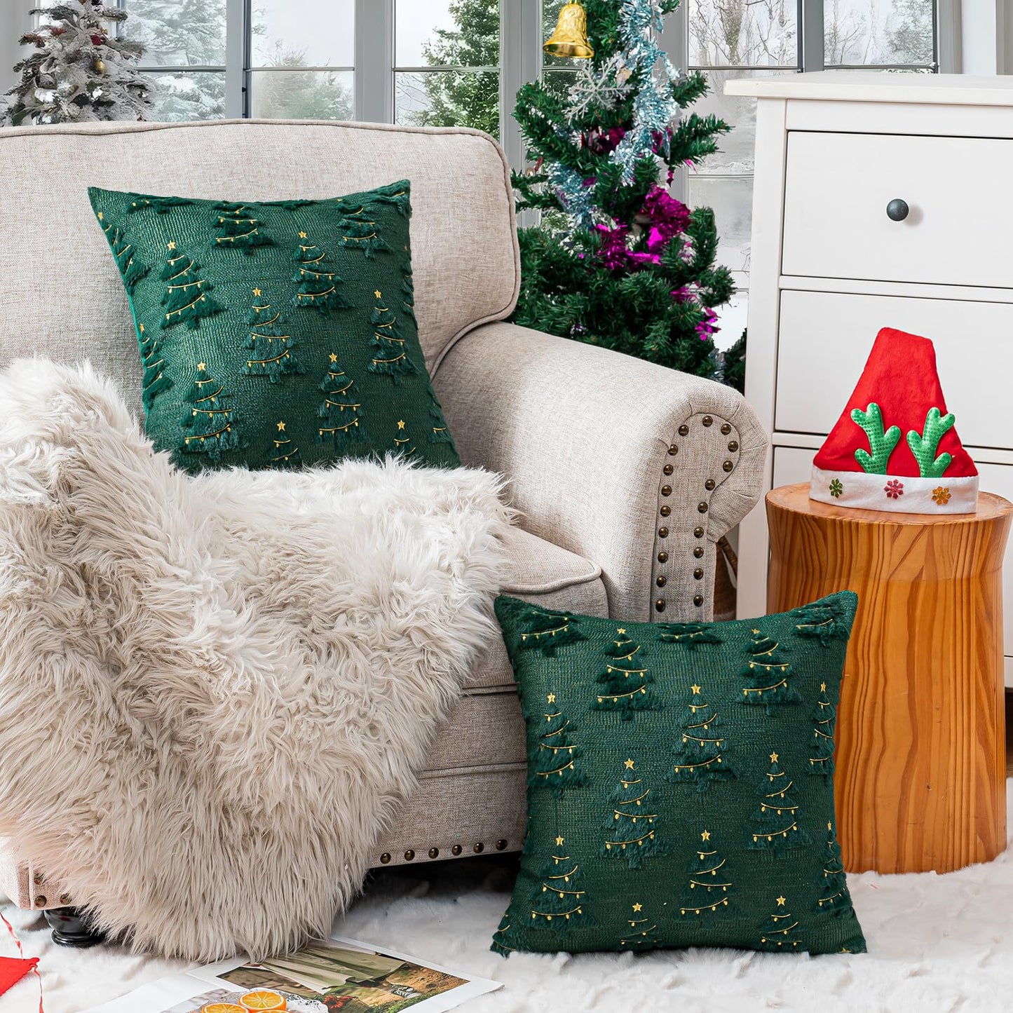 ZSkogur Christmas Throw Pillow Covers 18x18 Set of 2, Christmas Tree Decoration Cushion Covers Soft Faux Fur Pillow Cases for Sofa Couch Bed Winter Holiday Festivals Home Decor, Green(Star)