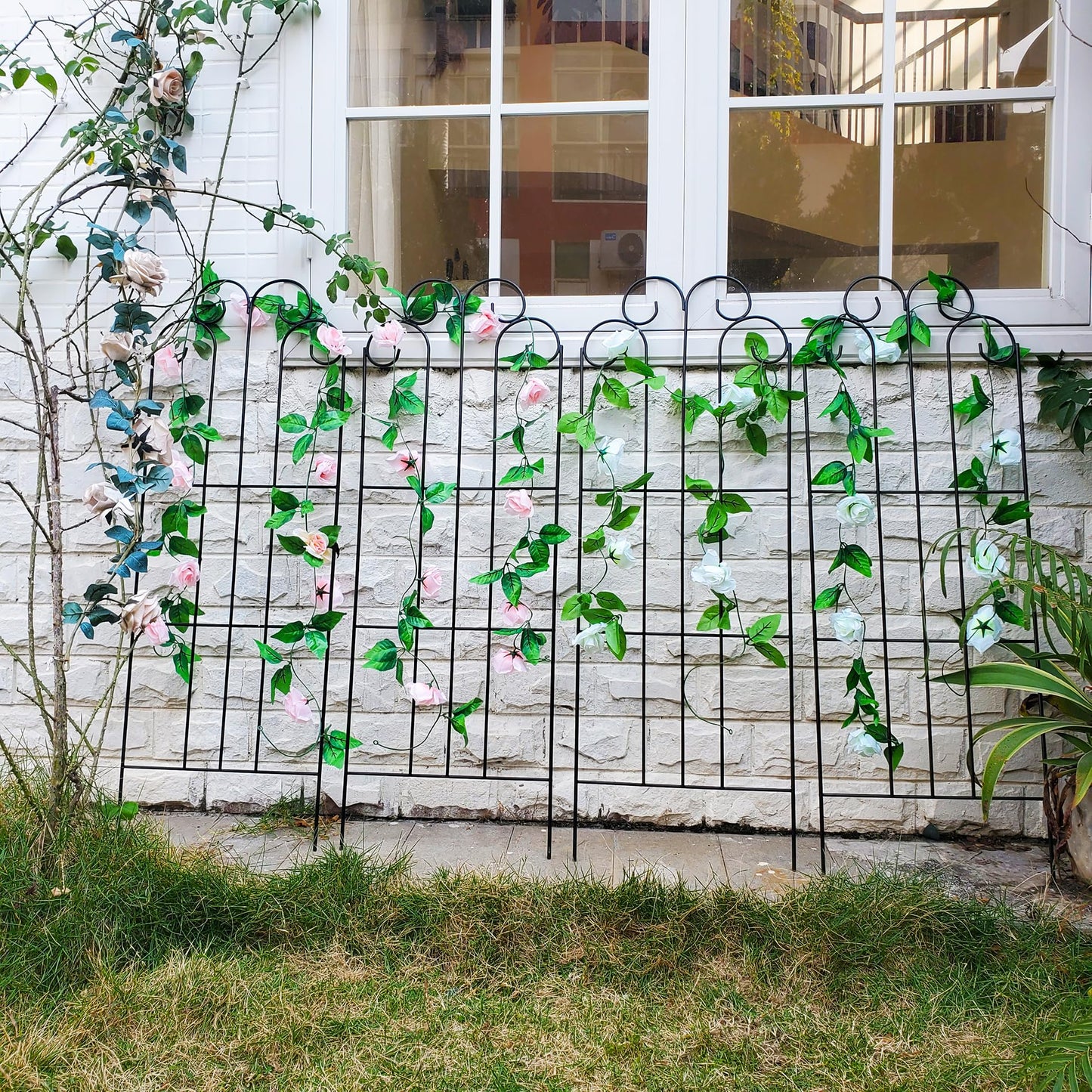 SCENDOR 4 Pack Black Garden Trellis 45” x 15.9” for Climbing Plant Rustproof Iron Plant Support Patio Flower Metal Trelli Wire Lattices Grid Panels for Ivy Cucumbers Clematis Roses