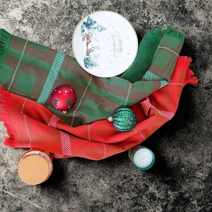 sea me at home Holiday Plaid Hand Towels