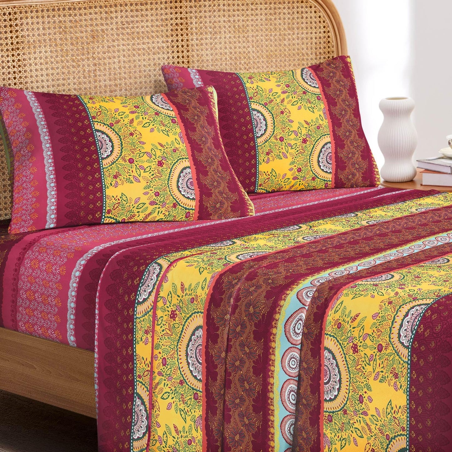 Wake In Cloud - Boho Bed Sheets, 4-Piece Sheet Set, Bohemian Chic Medallion Colorful Hippie Aesthetic Bedding, Deep Pocket, Burgundy, Queen Size