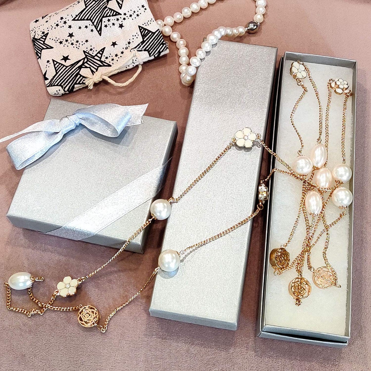 TheDisplayGuys - 25-Pack #11 Cotton Filled Cardboard Paper Jewelry Boxes Gift Case - Pearl Gray (2.1" x 1.8" x 0.8") - for Shipping or Storage